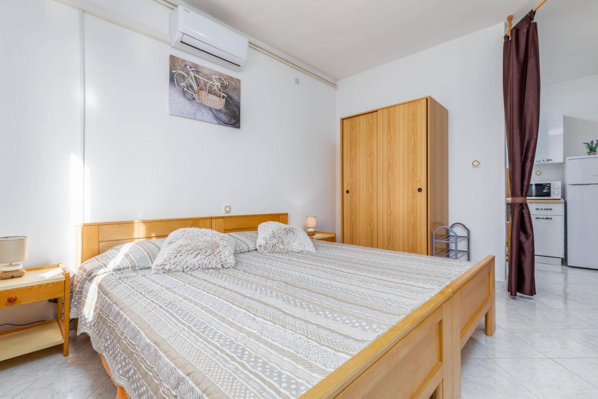 Lovely Apartments In Valbandon 法扎纳 外观 照片